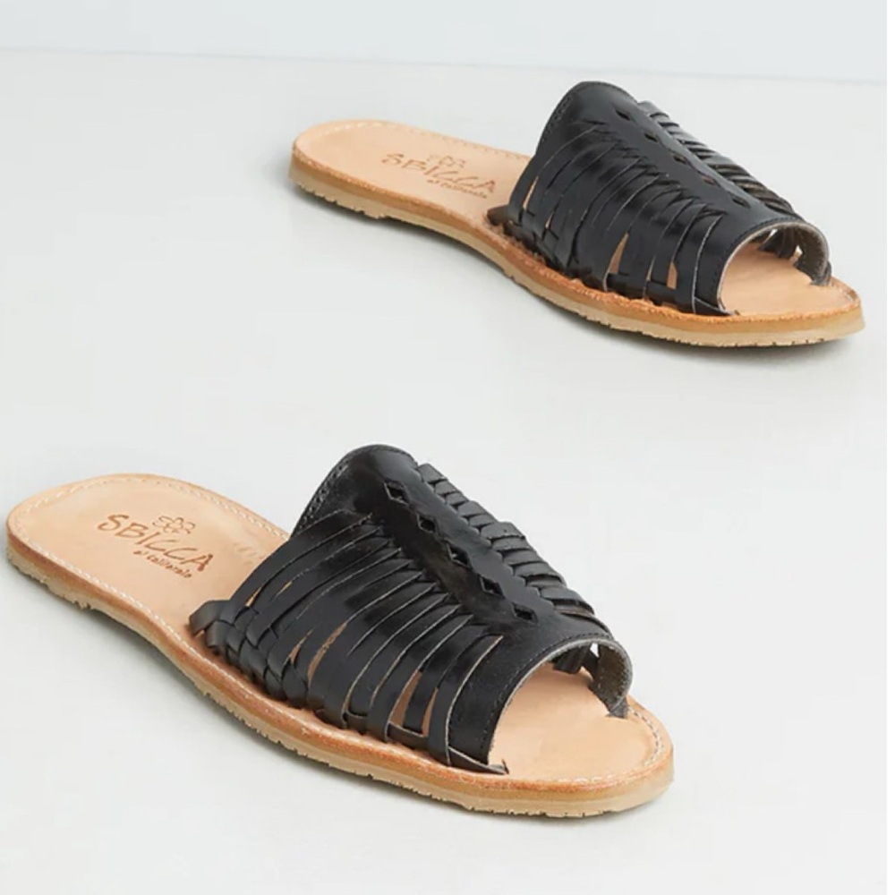 NIB ModCloth Sbicca Lawrin Haute For Huaraches Slide Sandal in Black
